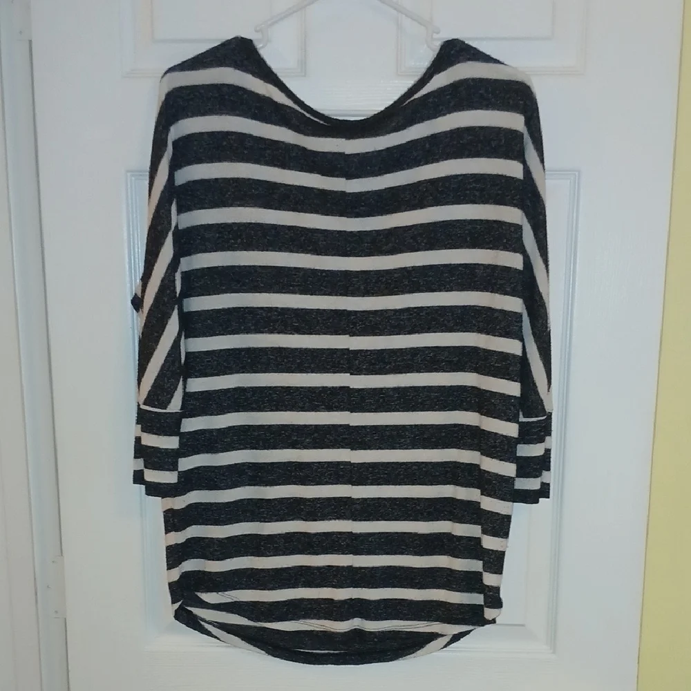 MIX: 41 Hawthorn Striped 3/4 Sleeve Black & White Tunic Women's Large